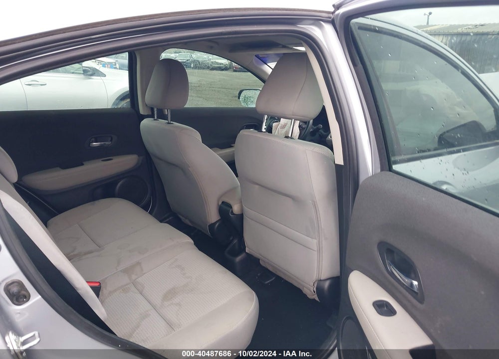 2019 HONDA HR-V LX VIN: 3CZRU6H38KG729711
