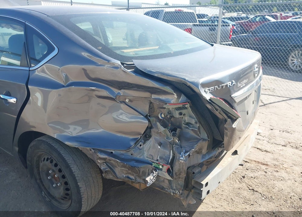 2018 NISSAN SENTRA S VIN: 3N1AB7AP9JY312069