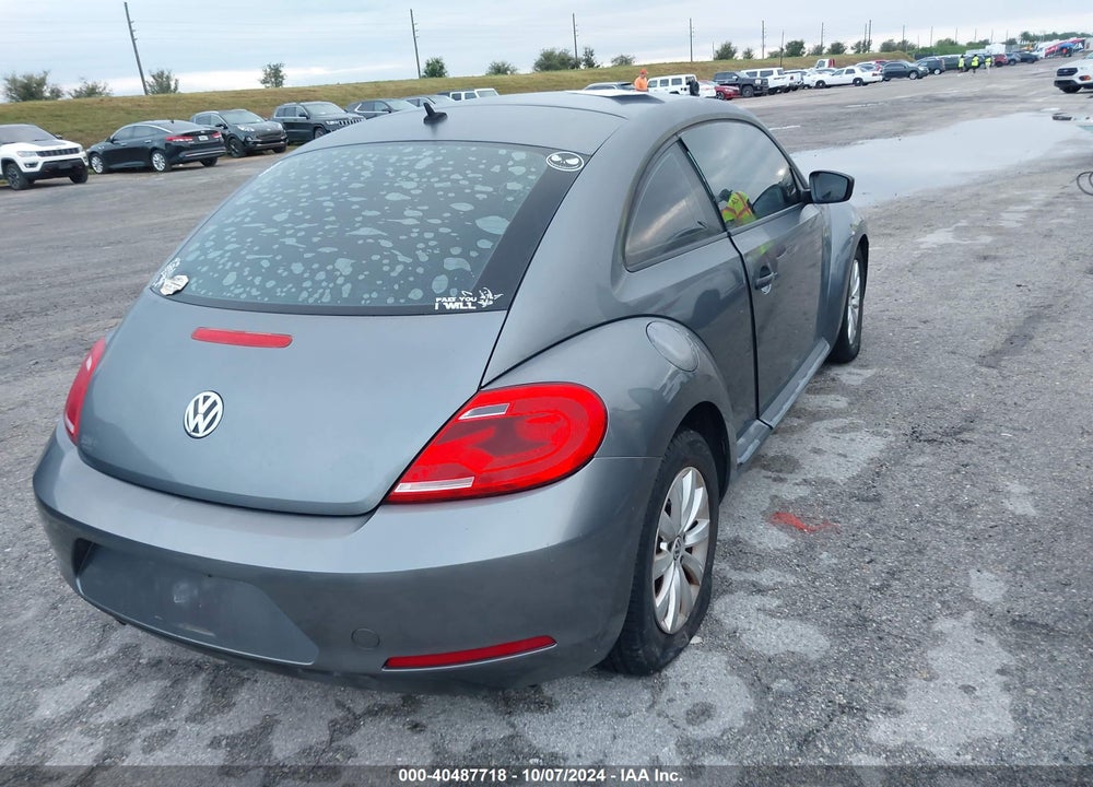 2014 VOLKSWAGEN BEETLE 1.8T ENTRY VIN: 3VWF17AT4EM638424