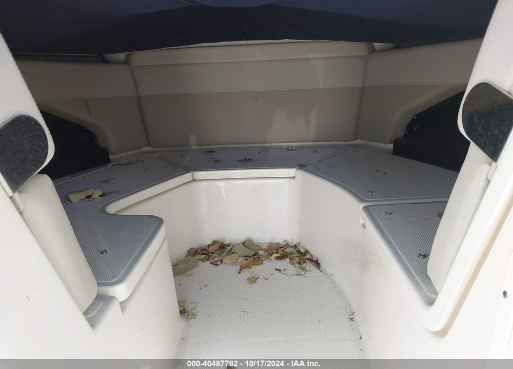 2021 BOSTON WHALER BOAT VIN: BWCE1542A121
