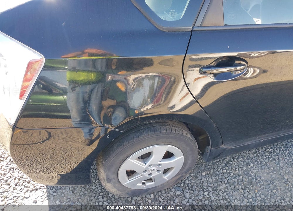 2011 TOYOTA PRIUS TWO VIN: JTDKN3DU3B0263949