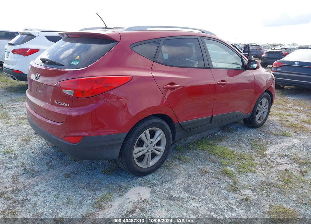 2011 HYUNDAI TUCSON GLS VIN: KM8JU3ACXBU213404