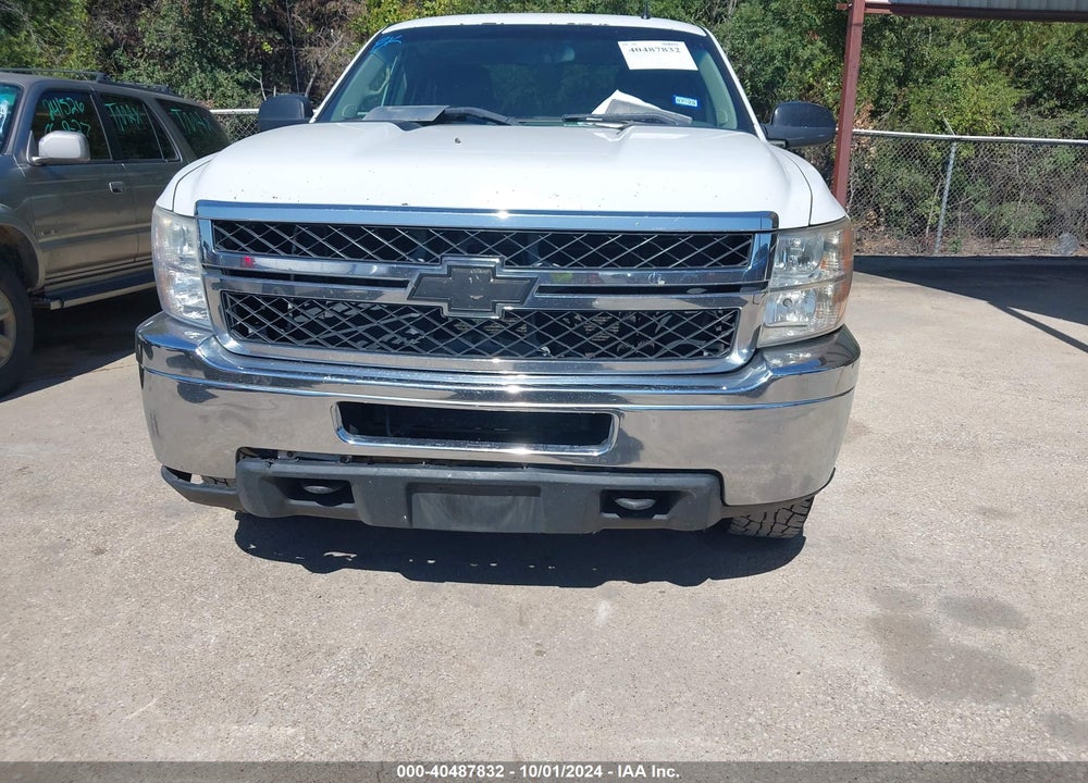2011 CHEVROLET SILVERADO 2500HD WORK TRUCK VIN: 1GC2KVCG3BZ389000
