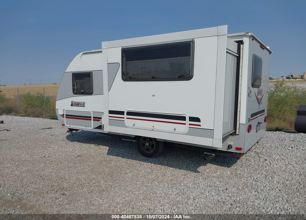 2018 LANCE TRAVEL TRAILERS VIN: 56YTT1510JL322861