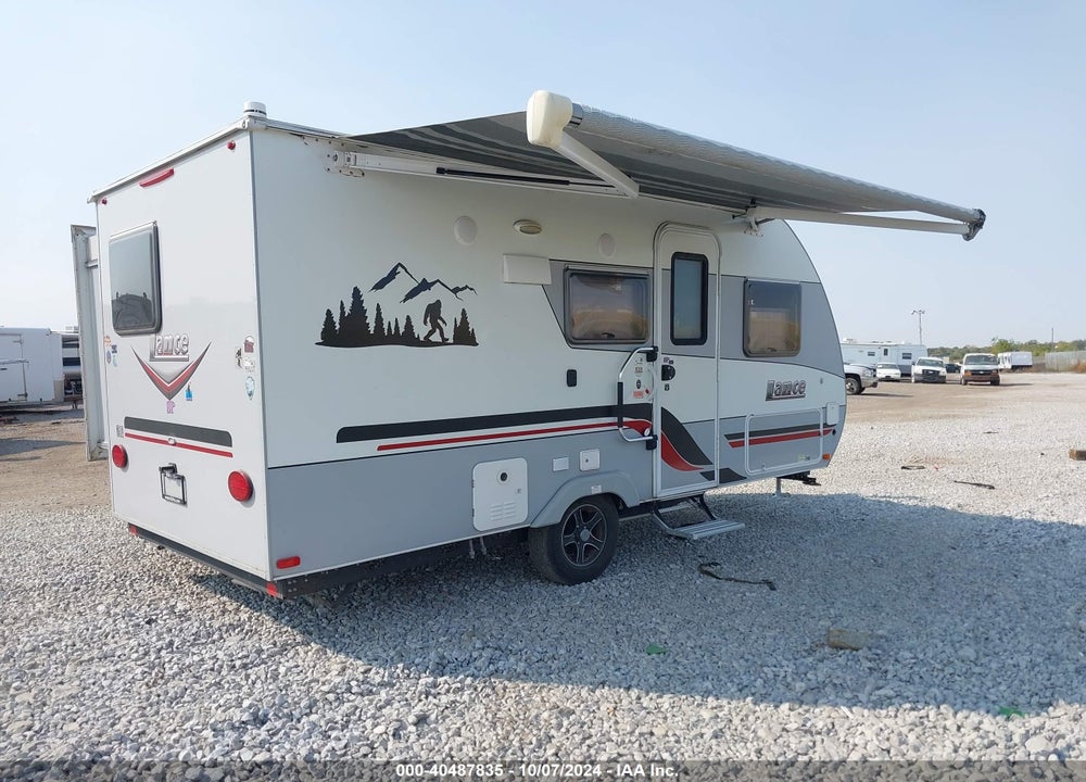 2018 LANCE TRAVEL TRAILERS VIN: 56YTT1510JL322861