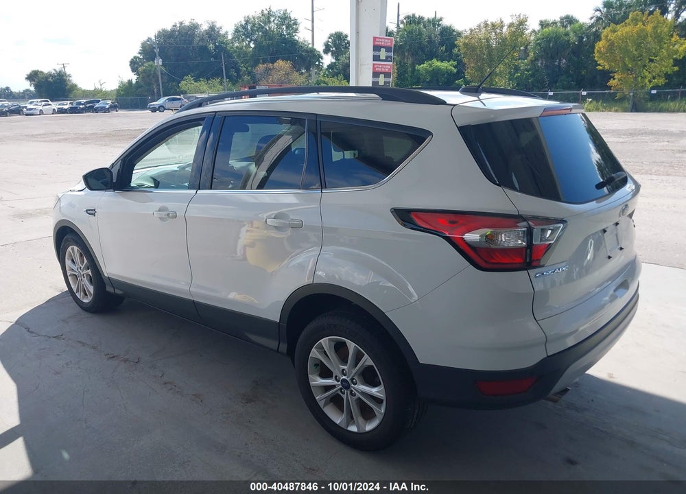 2017 FORD ESCAPE SE VIN: 1FMCU0GD7HUA36410