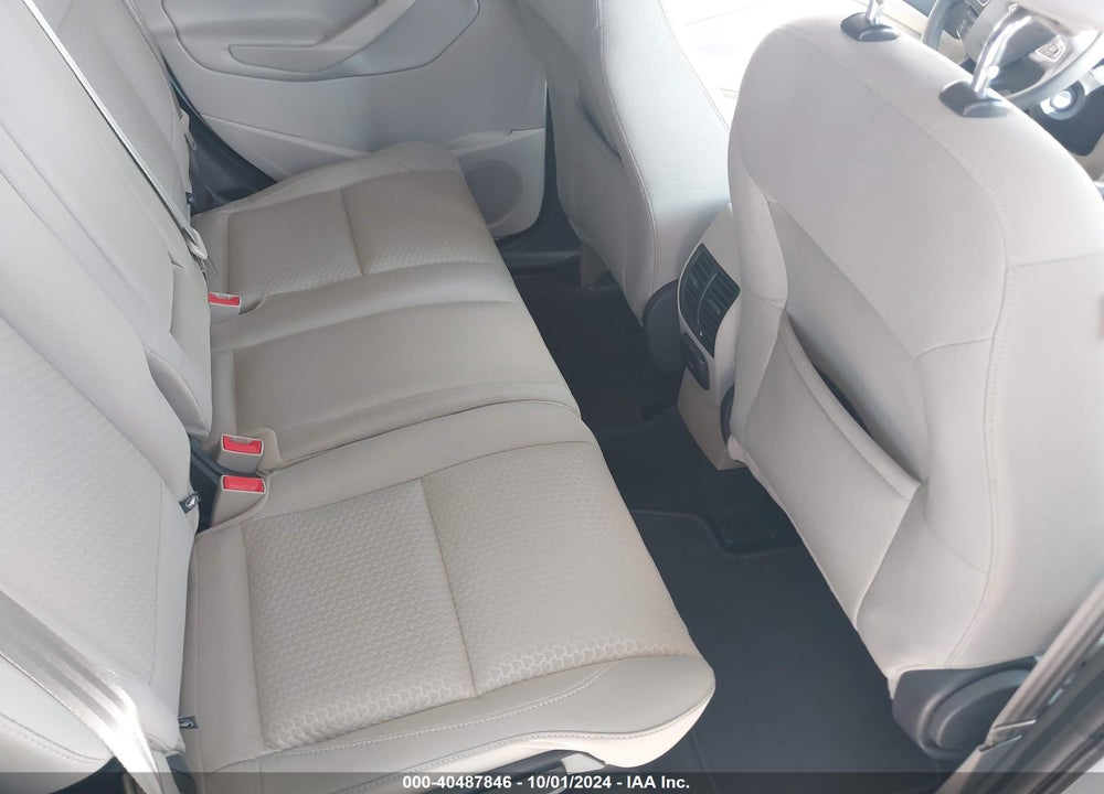 2017 FORD ESCAPE SE VIN: 1FMCU0GD7HUA36410