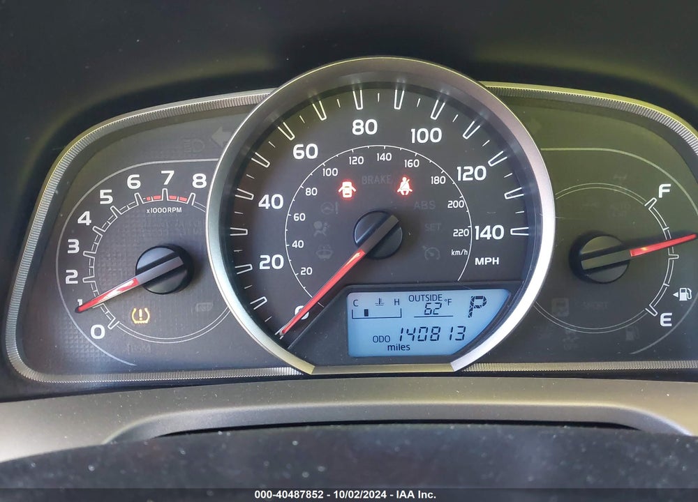 2015 TOYOTA RAV4 XLE VIN: 2T3RFREV2FW282208