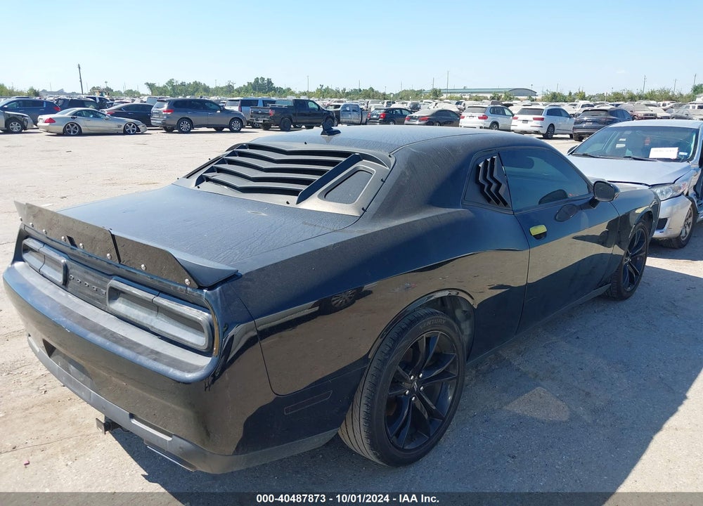 2018 DODGE CHALLENGER SXT PLUS VIN: 2C3CDZAG4JH305746