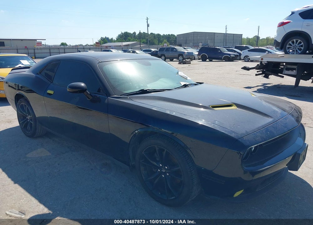 2018 DODGE CHALLENGER SXT PLUS VIN: 2C3CDZAG4JH305746