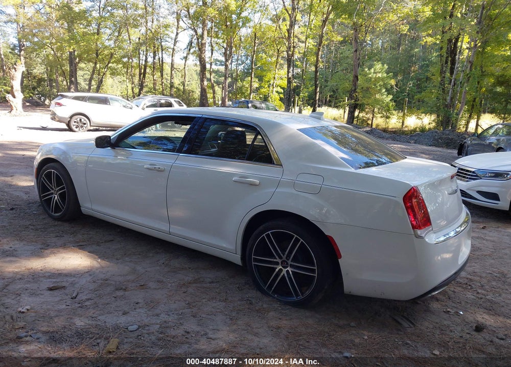 2015 CHRYSLER 300 LIMITED VIN: 2C3CCAAG4FH766859