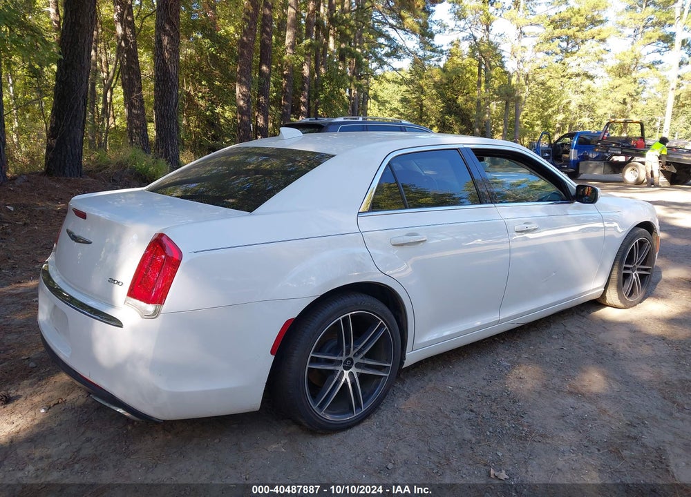 2015 CHRYSLER 300 LIMITED VIN: 2C3CCAAG4FH766859