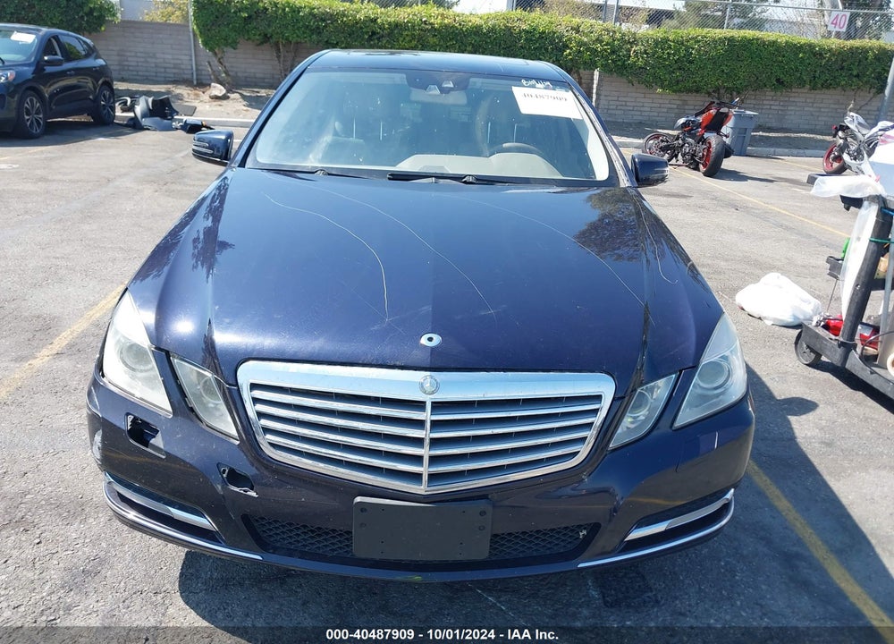 2011 MERCEDES-BENZ E 550 4MATIC VIN: WDDHF9AB0BA384936
