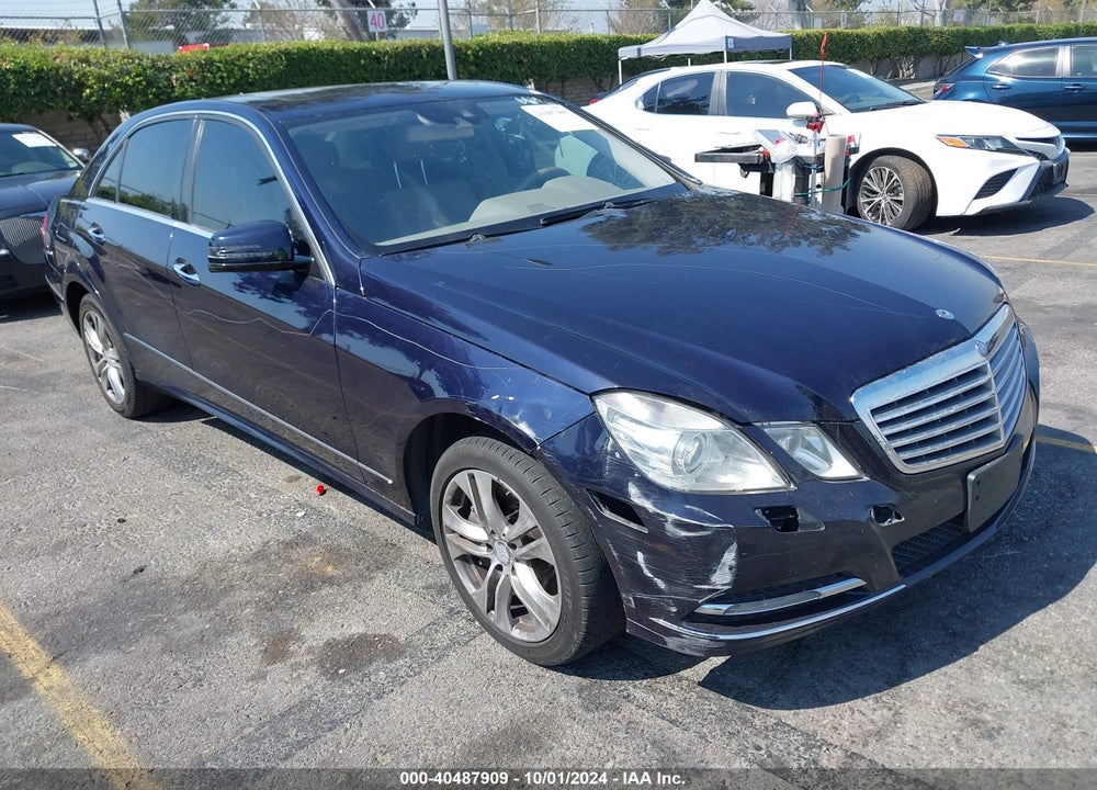 2011 MERCEDES-BENZ E 550 4MATIC VIN: WDDHF9AB0BA384936