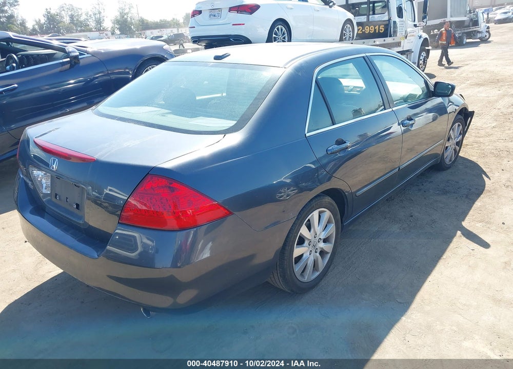 2007 HONDA ACCORD 3.0 EX VIN: 1HGCM66587A028044