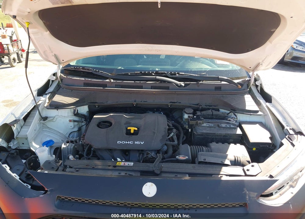 2019 HYUNDAI KONA SE VIN: KM8K12AA8KU224617