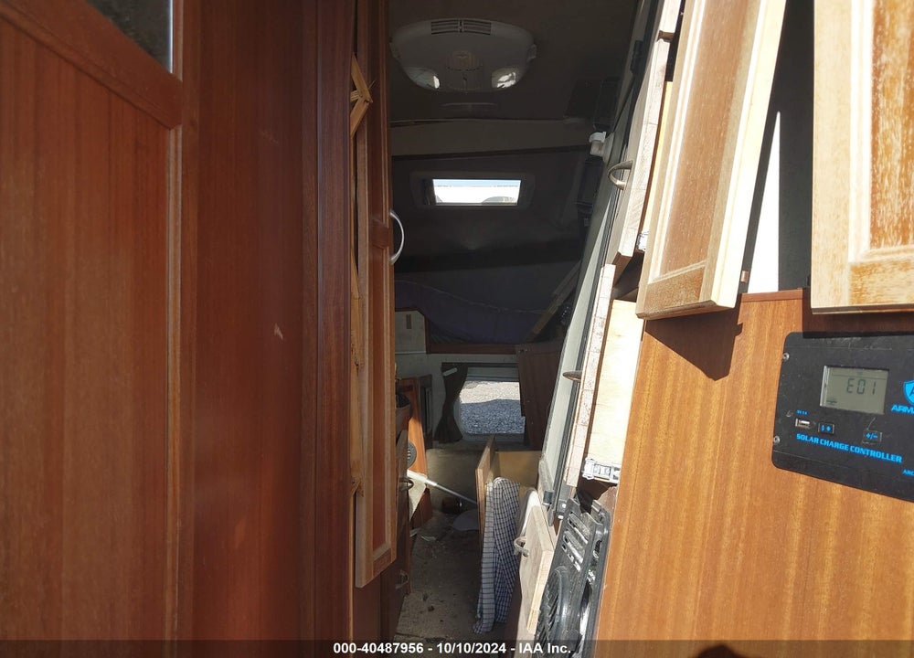 2018 LIVIN LITE OTHER VIN: 56DTW1111J1071083