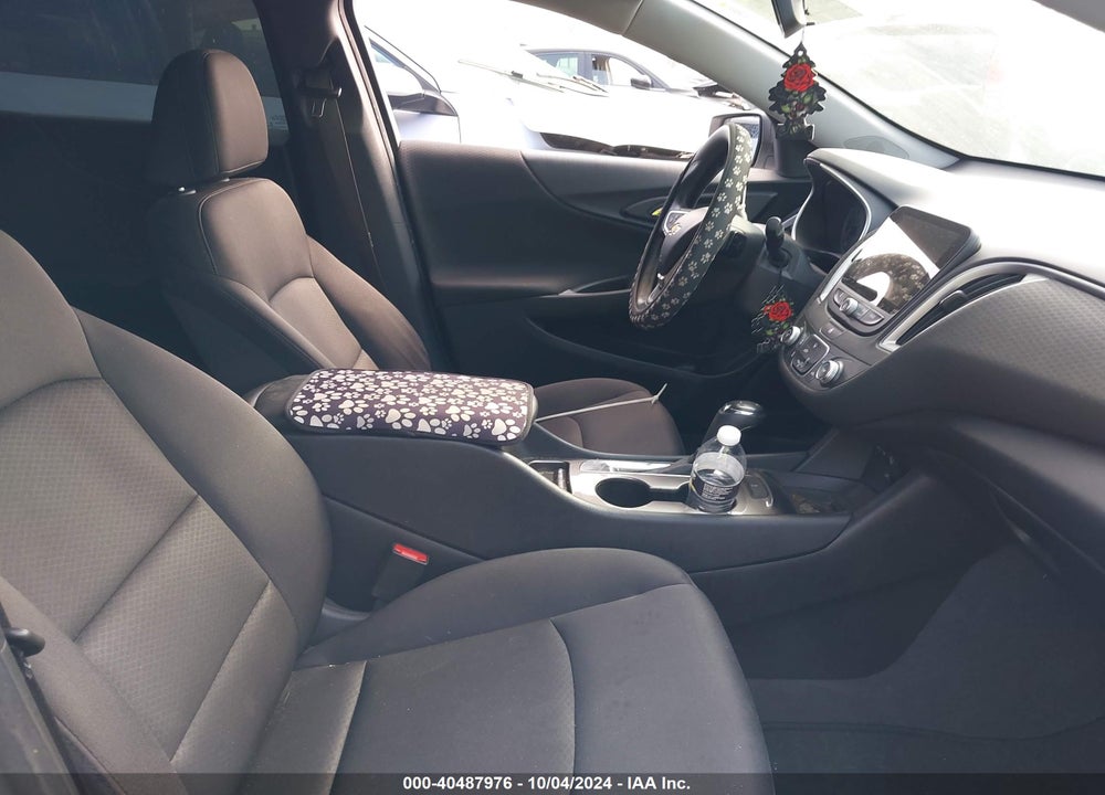 2019 CHEVROLET MALIBU 1LS VIN: 1G1ZB5ST2KF187904