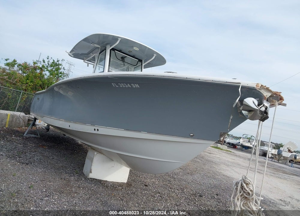 2020 SEA HUNT BOAT VIN: SXSJ0013J920