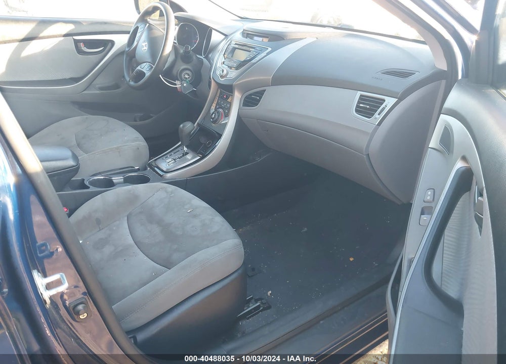 2013 HYUNDAI ELANTRA GLS VIN: KMHDH4AE0DU616237