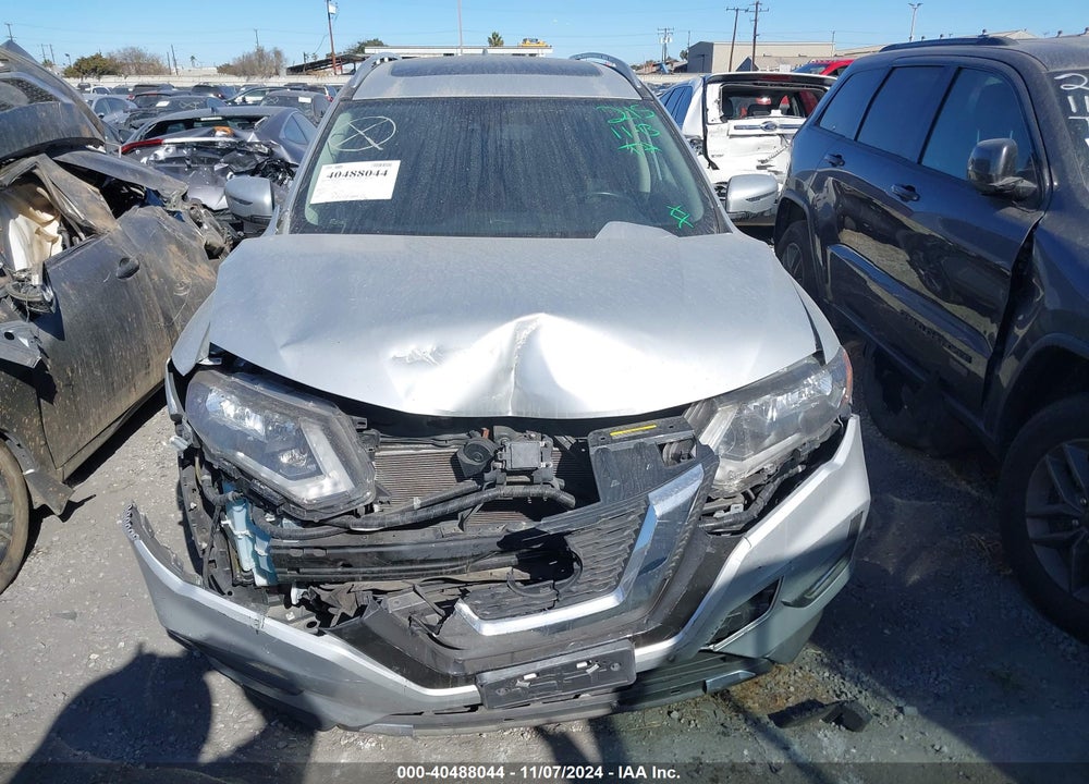2019 NISSAN ROGUE SV VIN: JN8AT2MT8KW268892