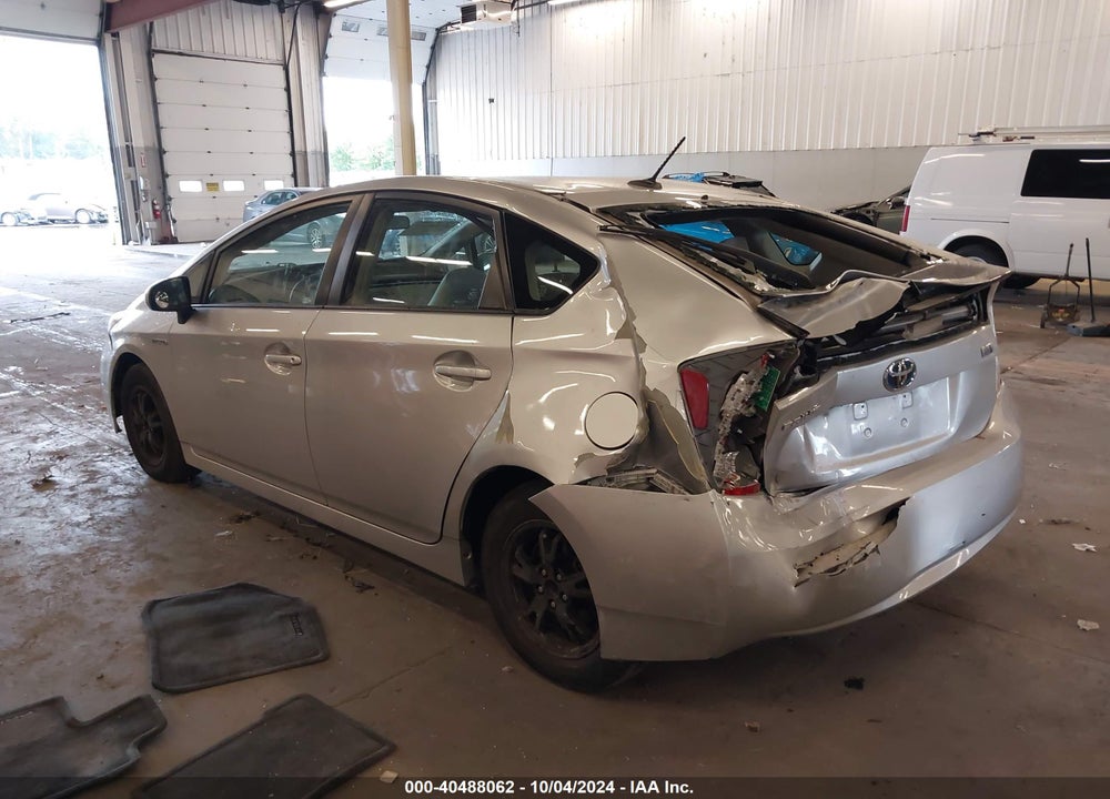 2014 TOYOTA PRIUS THREE VIN: JTDKN3DUXE1810164