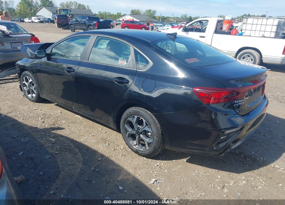 2020 KIA FORTE LXS VIN: 3KPF24AD8LE215621
