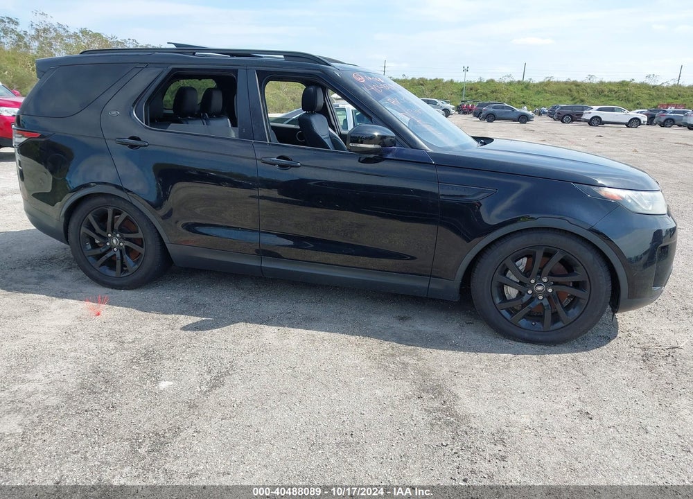 2018 LAND ROVER DISCOVERY SE VIN: SALRG2RVXJA063754