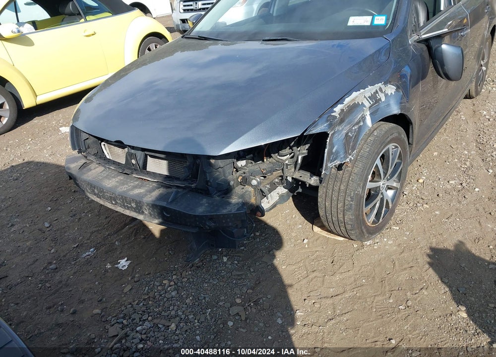 2018 VOLKSWAGEN JETTA 1.4T SE/1.4T WOLFSBURG EDITION VIN: 3VWDB7AJ6JM220413