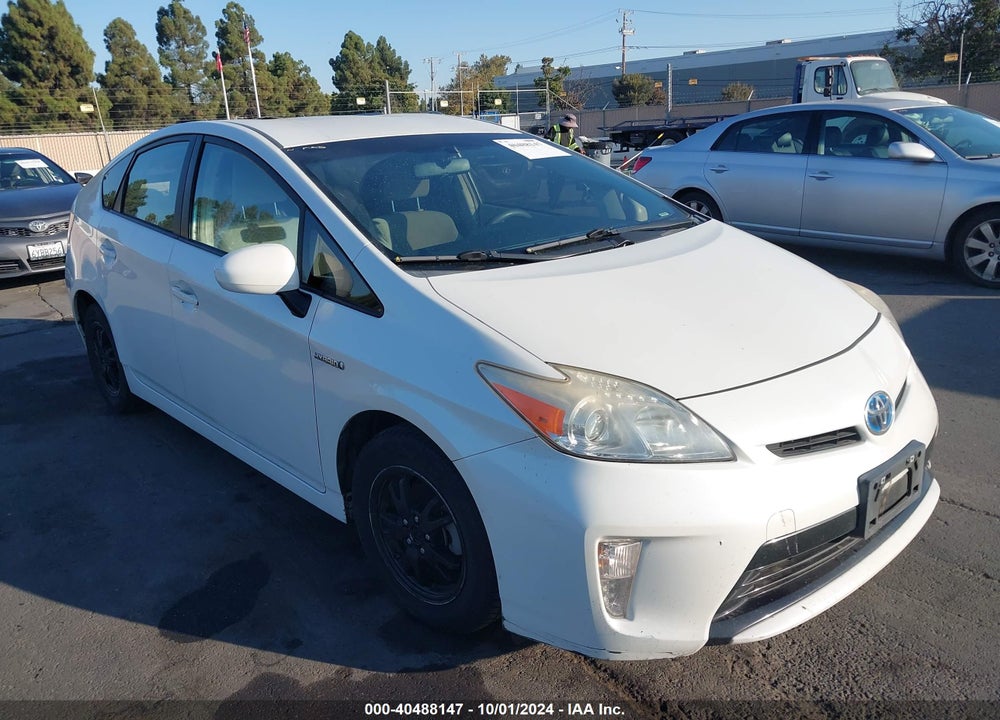 2014 TOYOTA PRIUS THREE VIN: JTDKN3DU5E1763853