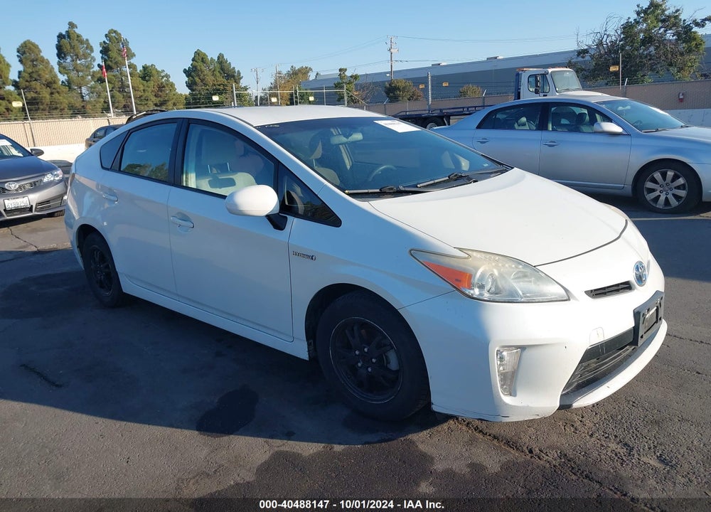 2014 TOYOTA PRIUS THREE VIN: JTDKN3DU5E1763853