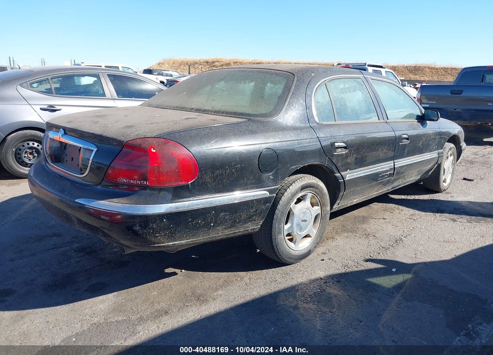 1999 LINCOLN CONTINENTAL VIN: 1LNHM97V0XY650578
