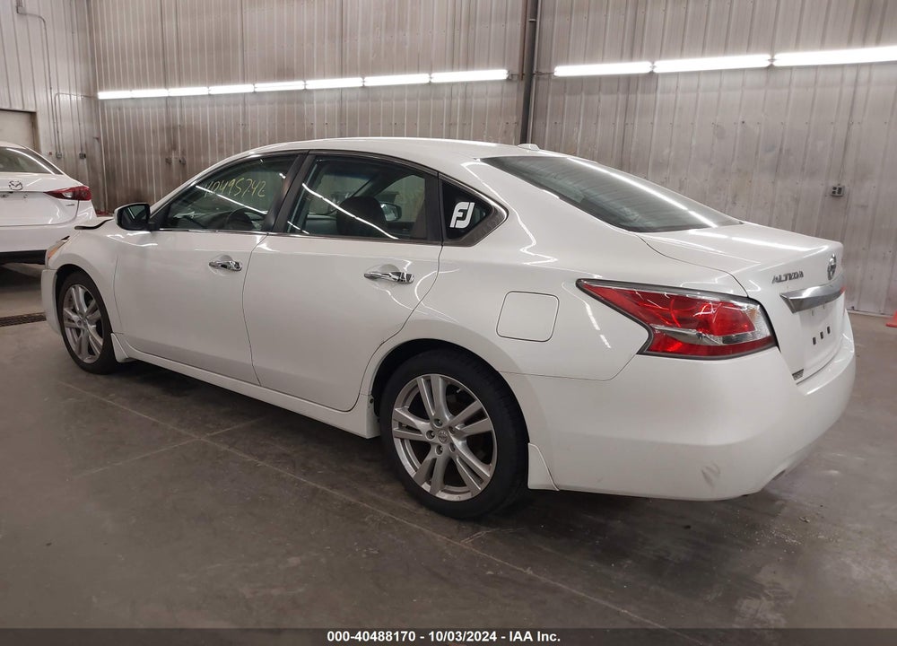 2015 NISSAN ALTIMA 3.5 SL VIN: 1N4BL3AP3FC130204