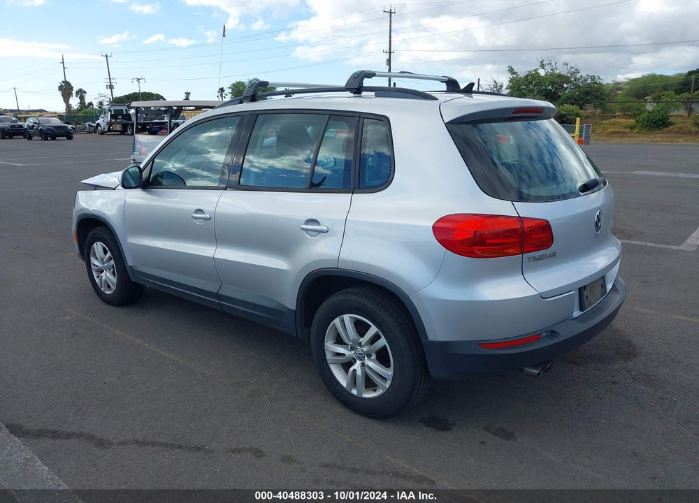 2015 VOLKSWAGEN TIGUAN S VIN: WVGAV7AX8FW551174