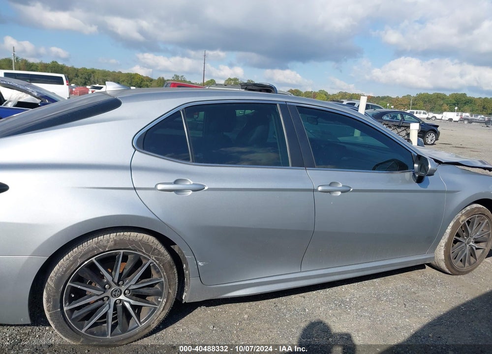 2021 TOYOTA CAMRY SE VIN: 4T1G11AK0MU560371