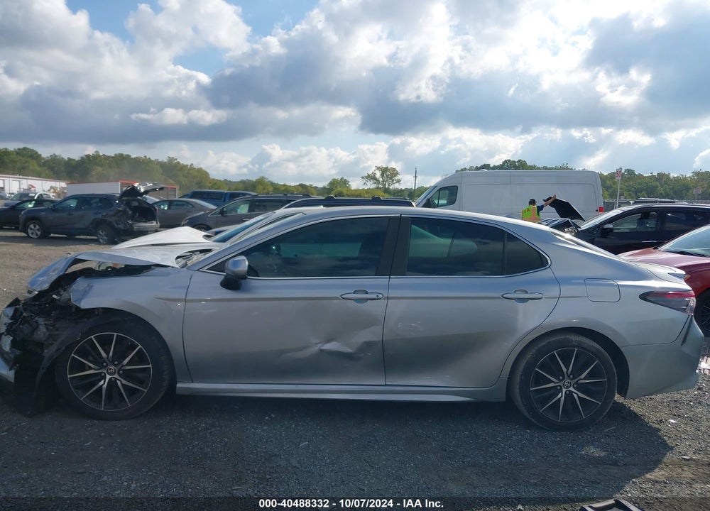 2021 TOYOTA CAMRY SE VIN: 4T1G11AK0MU560371