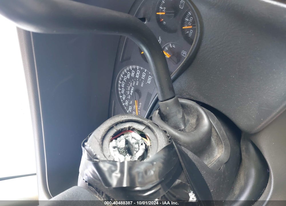 2003 CHEVROLET SILVERADO 1500 LS VIN: 2GCEK19T631207410