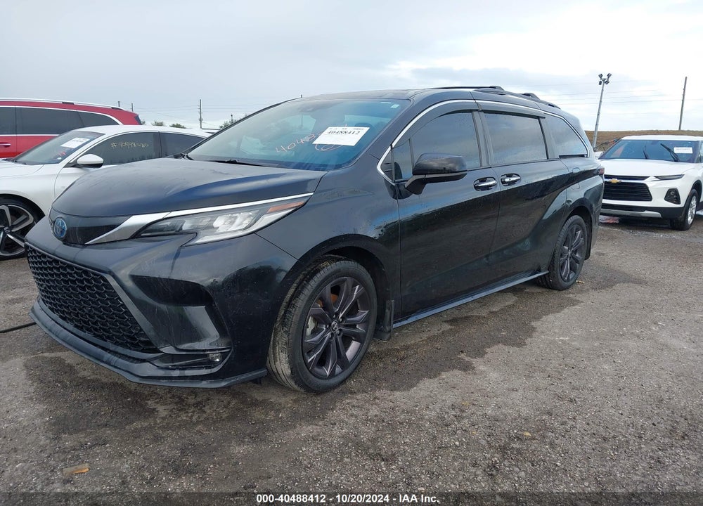 2022 TOYOTA SIENNA XSE VIN: 5TDXRKECXNS105815