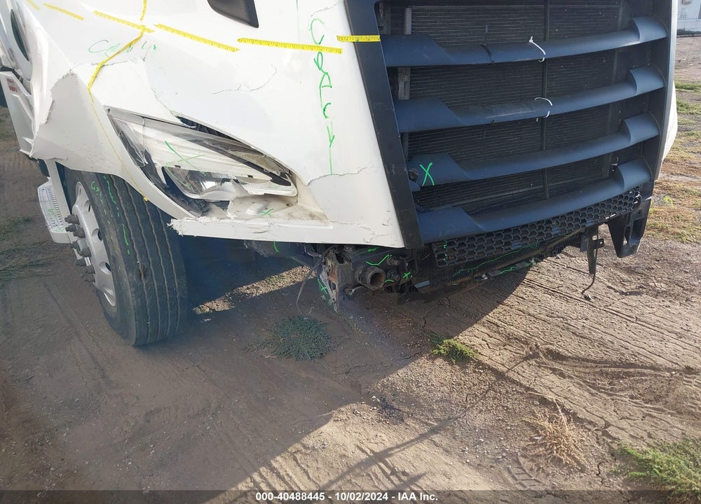 2021 FREIGHTLINER NEW CASCADIA 126 VIN: 1FUJHHDR4MLMT5220