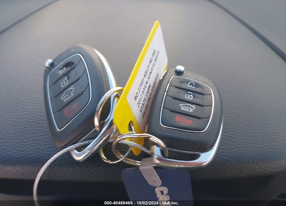 2017 HYUNDAI SONATA VIN: 5NPE24AF2HH485962