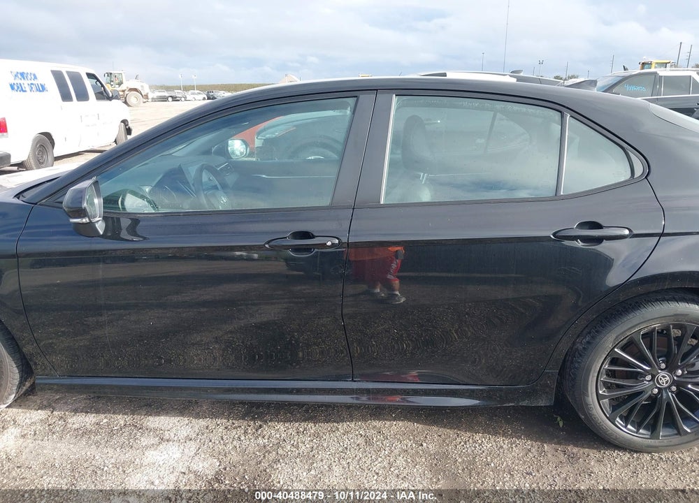 2021 TOYOTA CAMRY VIN: 4T1T11AKXMU494152
