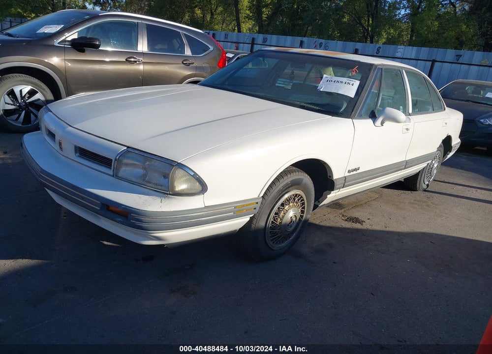 1992 OLDSMOBILE 88 ROYALE VIN: 1G3HN53L4NH339117