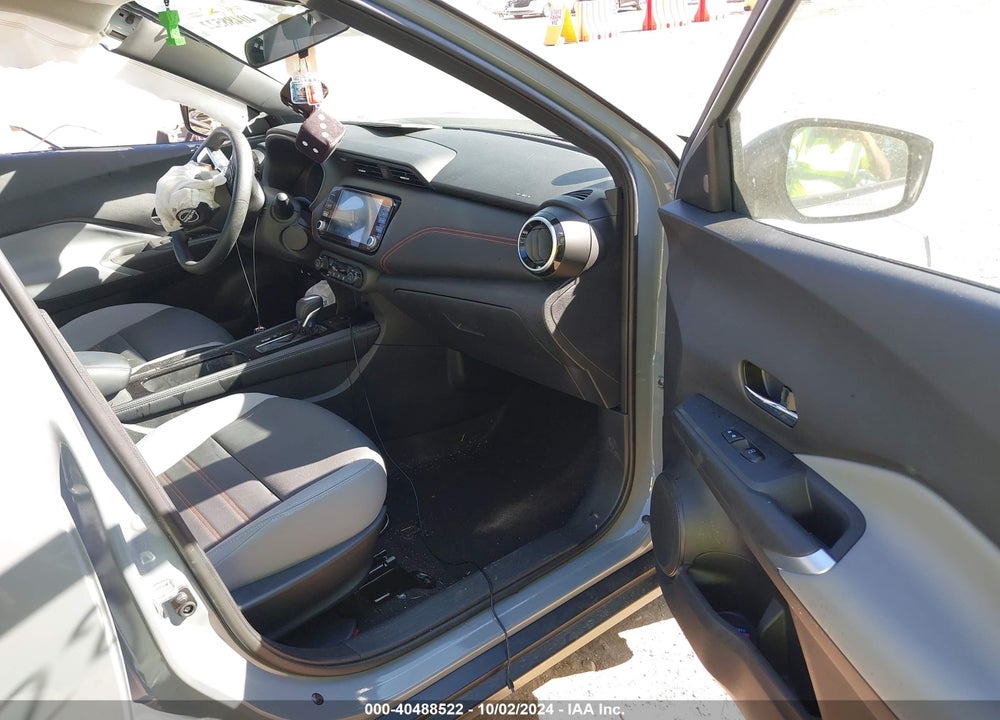 2024 NISSAN KICKS SR XTRONIC CVT VIN: 3N1CP5DV4RL474399