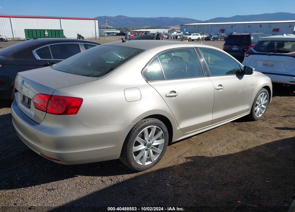 2014 VOLKSWAGEN JETTA 1.8T SE VIN: 3VWD17AJXEM280400