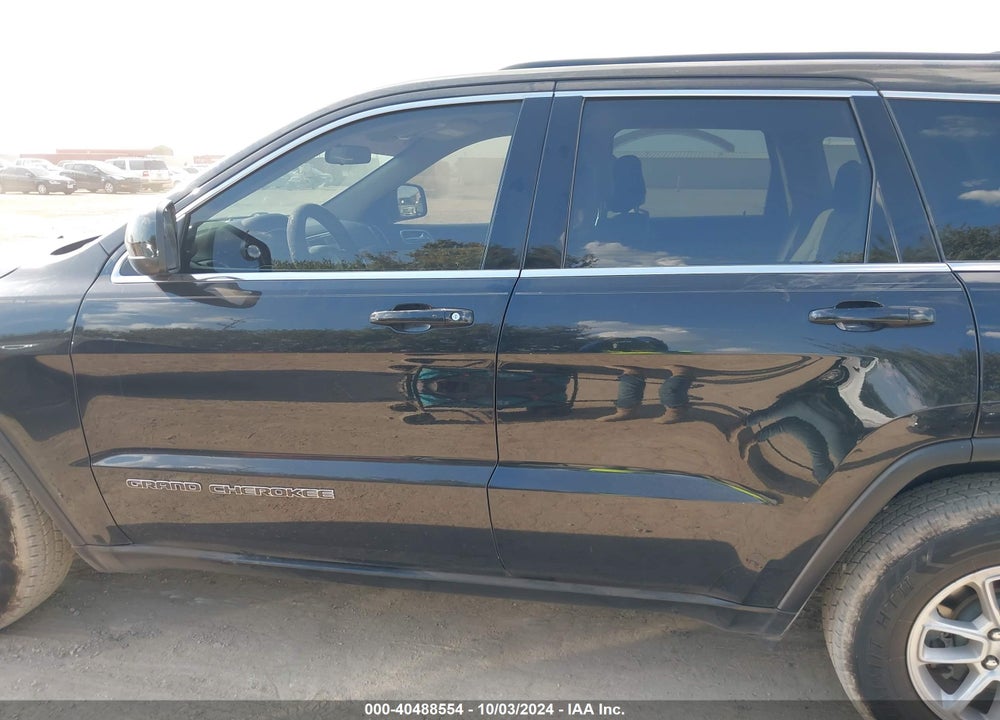 2018 JEEP GRAND CHEROKEE LAREDO 4X2 VIN: 1C4RJEAG2JC481589
