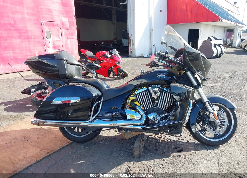 2012 VICTORY MOTORCYCLES CROSS COUNTRY TOUR VIN: 5VPTW36N7C3010755