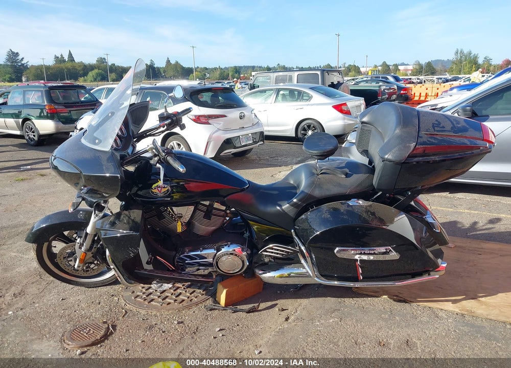2012 VICTORY MOTORCYCLES CROSS COUNTRY TOUR VIN: 5VPTW36N7C3010755