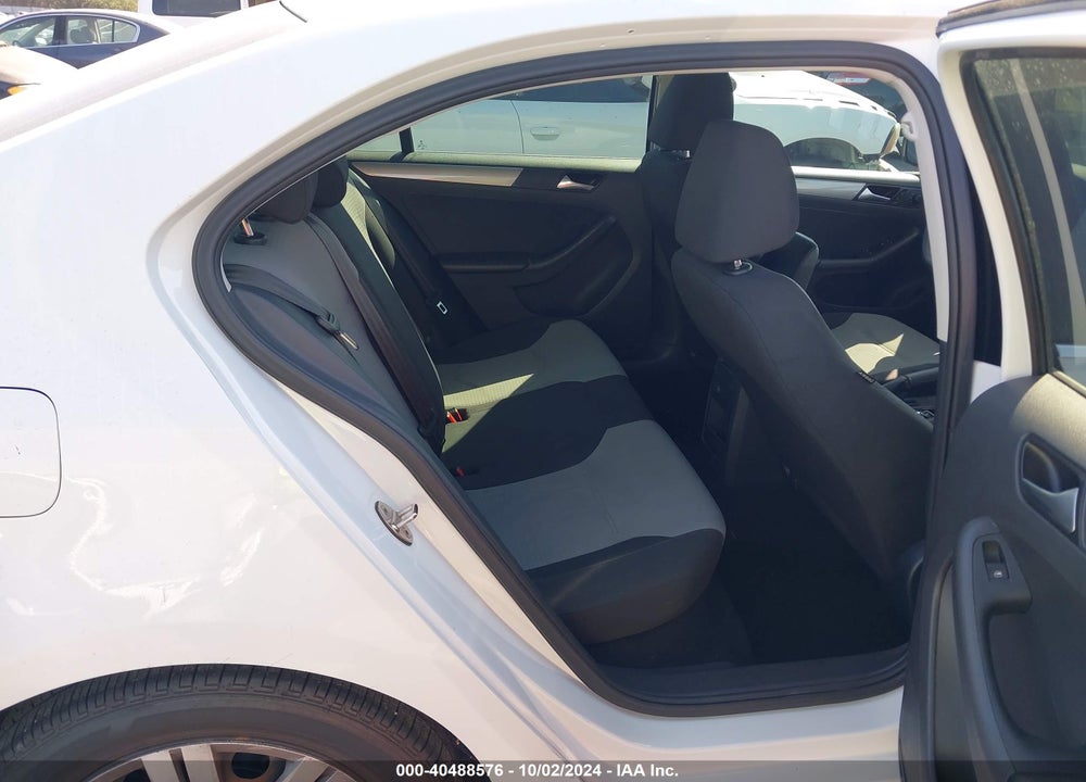 2017 VOLKSWAGEN JETTA 1.4T S VIN: 3VW2B7AJ5HM374726