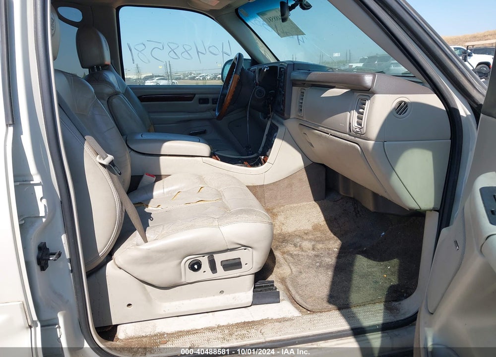 2002 CADILLAC ESCALADE STANDARD VIN: 1GYEK63N12R210657