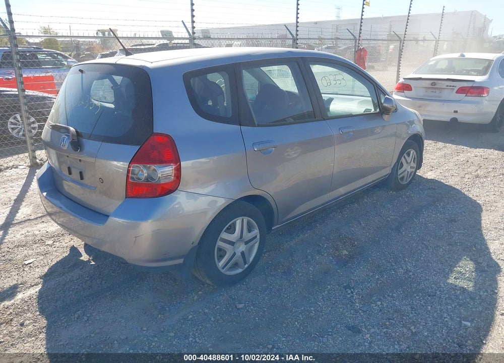 2008 HONDA FIT VIN: JHMGD37468S002640